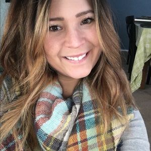 Meet your Posher, Christina